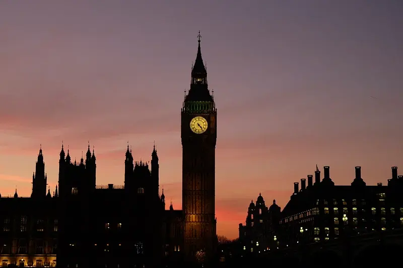 An image of Big Ben in London taken during the sunset. 