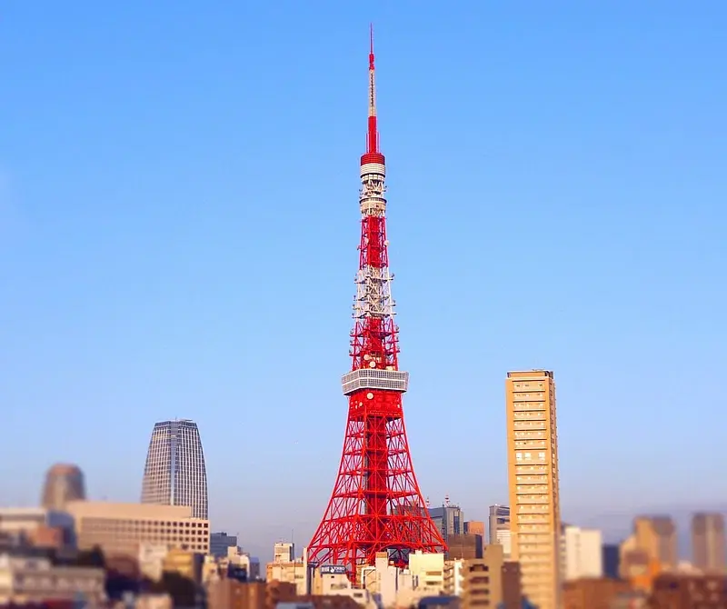 An image of Tokyo tower taken during daytime